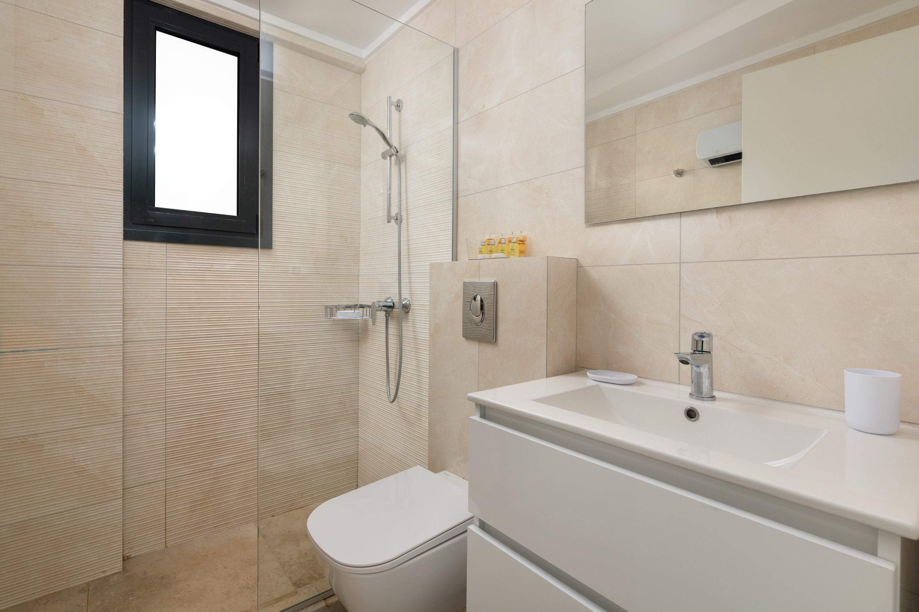 Aegean Reteat Bathroom